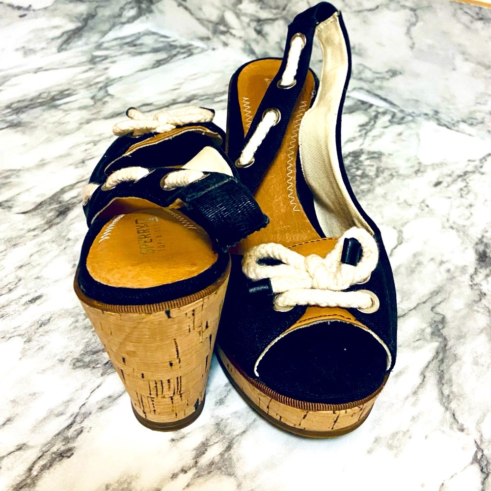 Sperry Top-Sider Southpork Cork Singbacks in great condition!